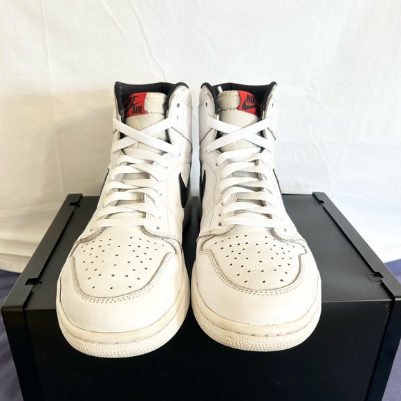 Jordan 1 Retro High OG Premium Yin Yang size 10.5 555088-102 2016 PRE-OWNED - Picture 8 of 9